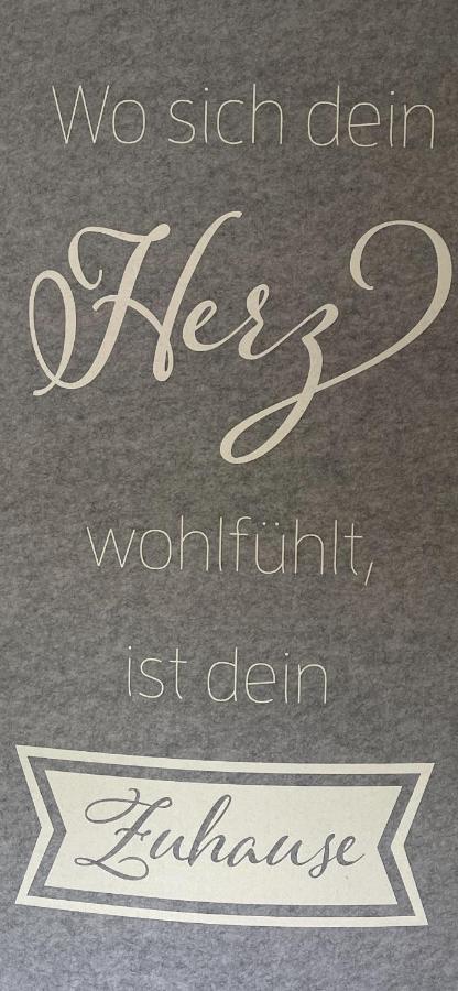 Rosmarin - Kuschelige Fewo - Romantik & Entspannung Im Whirlpool Auf Privater Terrasse, Ruhe & Hund Willkommen - By Ferienwohnenamsee - Uberlingen Buitenkant foto